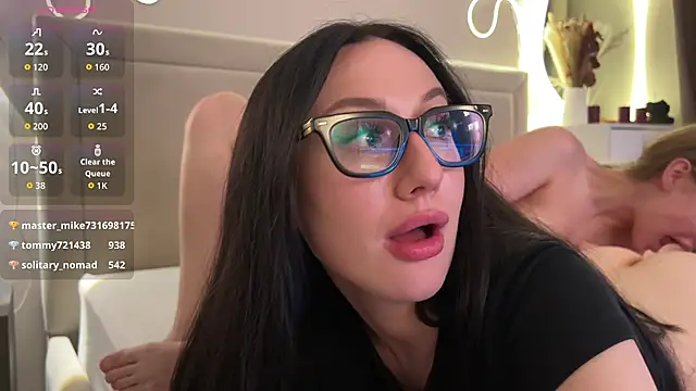 Kate_Town লাইভ XXX চ্যাট