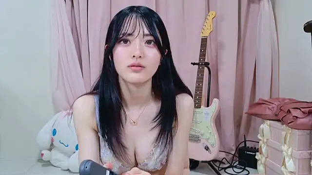 Megu-mimi's Webcam Show