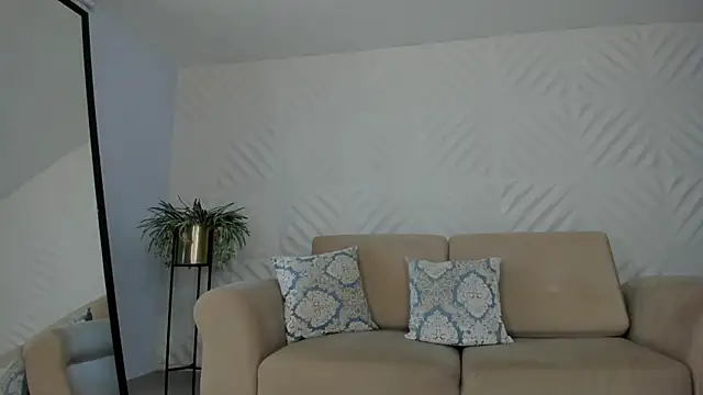 MaddyOwens' Live XXX Chat
