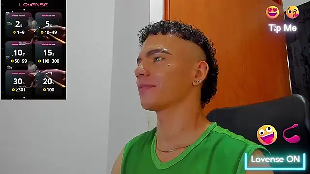 sebascuterouss Adlı Modelin Canlı XXX Sohbeti