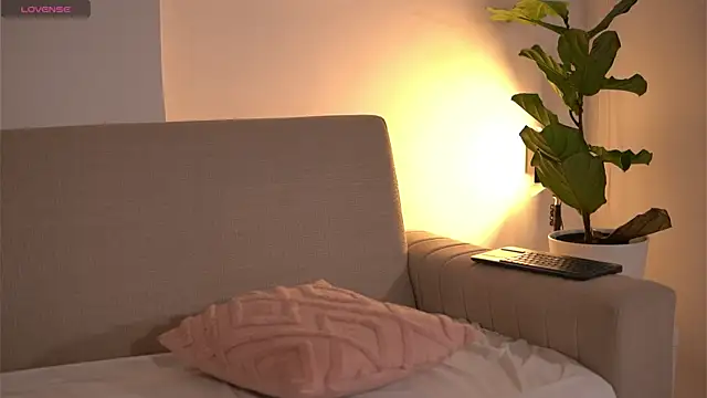 Ambarr_01 Adlı Modelin Canlı XXX Sohbeti