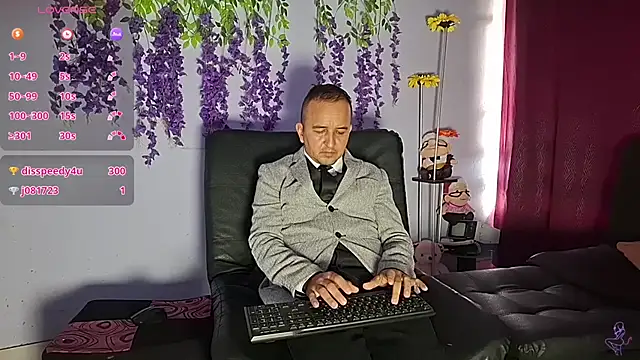 GreisyAndHazzann Live XXX chat