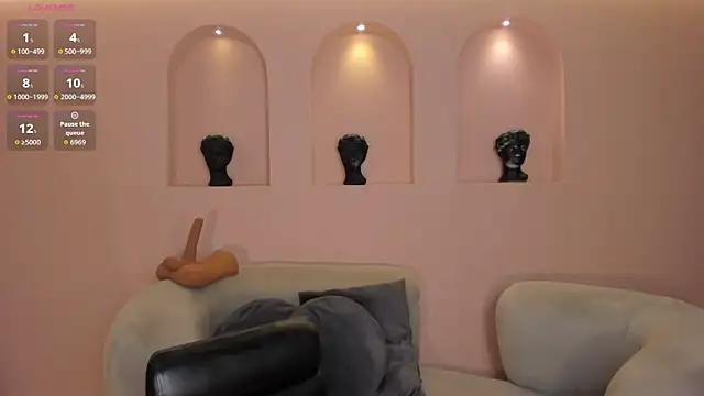 MiaSilvaX Live XXX Chat
