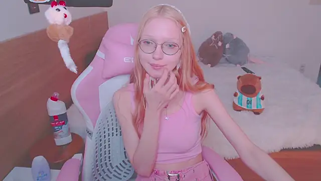 הופעת וובקאם של blush
