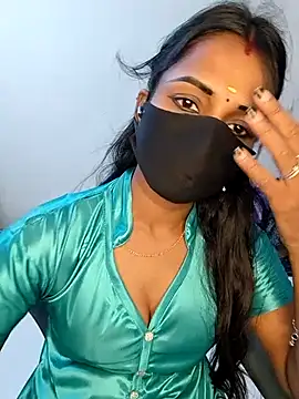 YALINITWO7_TAMIL Adlı Modelin Web Kamerası Şovu