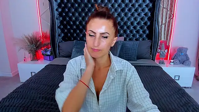 Živý XXX chat Rebecca_Diamond