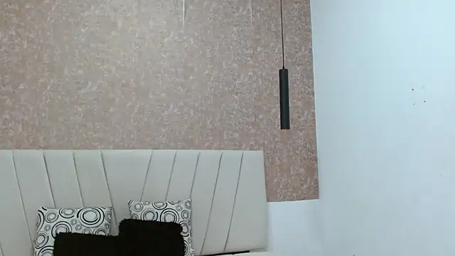 AliceSmity__'s Live XXX Chat
