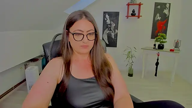 MistressDarrah – Live XXX-chat