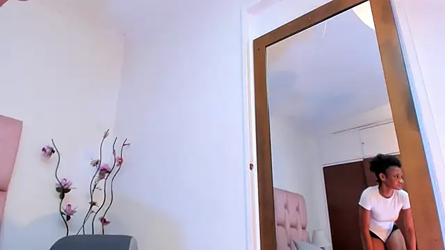 kamii_ariasn Live XXX chat