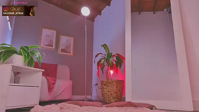 SalomeStorm_ XXX чат на живо