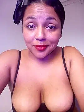 Chat +18 de veronica_em1 ao vivo