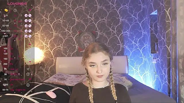 MiaMiaMeow লাইভ XXX চ্যাট