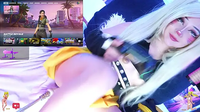 Chat XXX en directo de Kira--