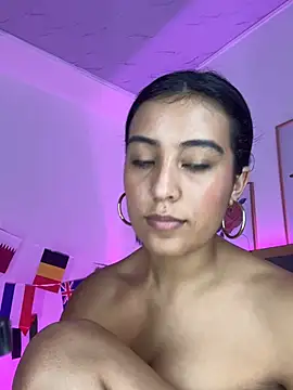 Jenifer_LuxのライブXXXチャット