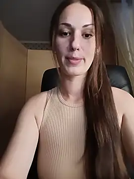 LunaCrystall XXX чат на живо