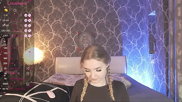 MiaMiaMeow Chat XXX live