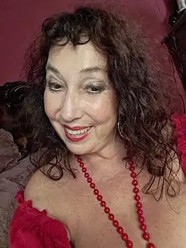 Chat XXX en directo de GypsyEsmeralda
