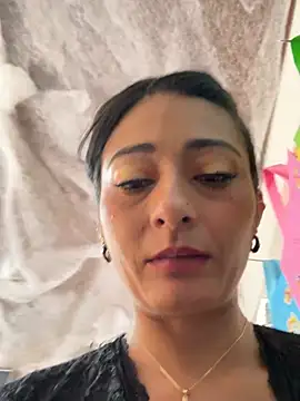 Chatroom XXX en direct de IsabellaMariet