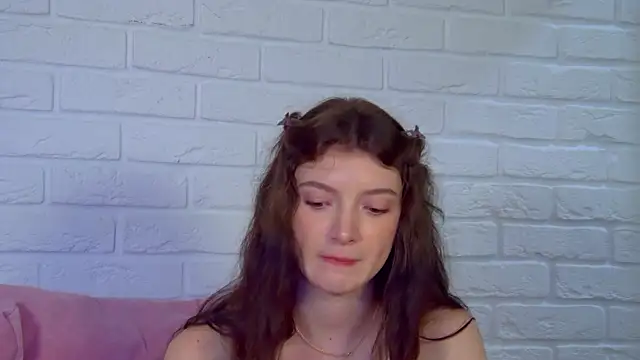 SophiaProve's Live XXX Chat