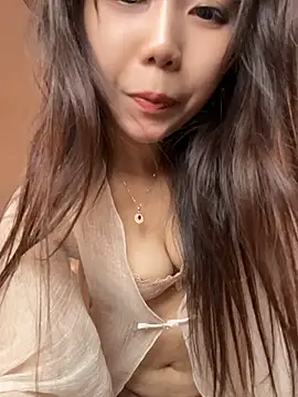 xiaoyizi20261 Show Webcam