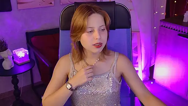 VivienneHebert Chat XXX in diretta
