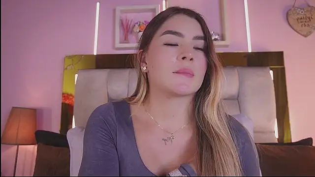 Živý XXX chat emmy_r