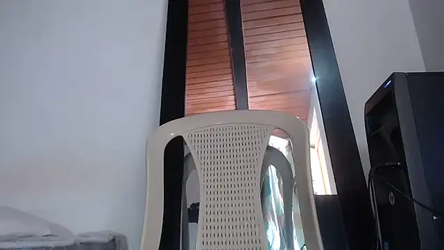Chatroom XXX en direct de Anaconda_larga