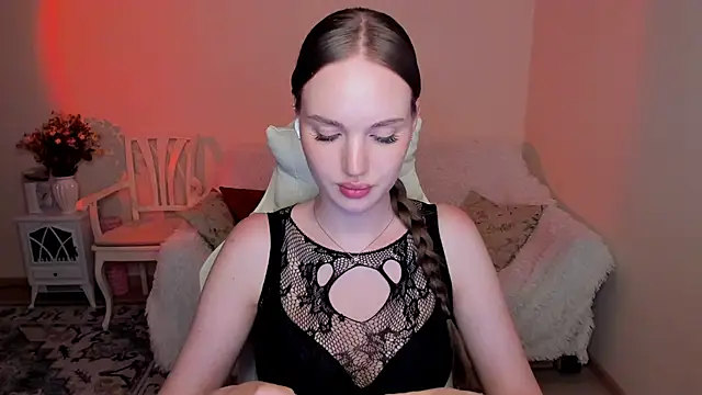 Chat +18 de MishkaMe ao vivo