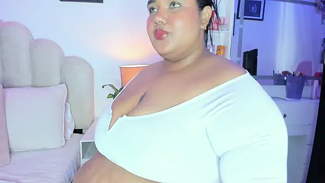 Chatroom XXX en direct de NaomiAsha