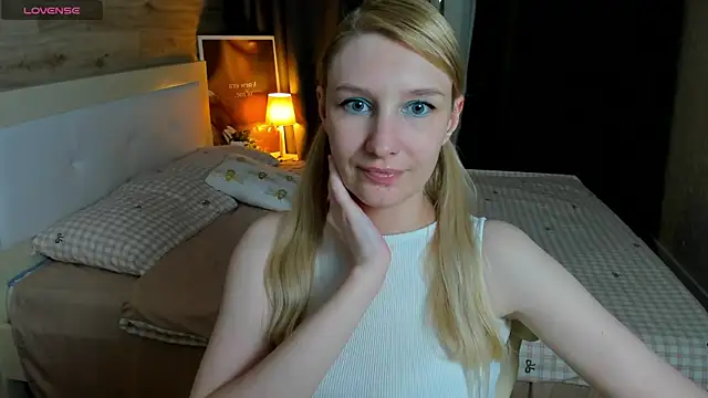 ReginaAmour Live XXX Chat