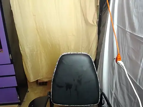 XXX chat uživo modela pitter03