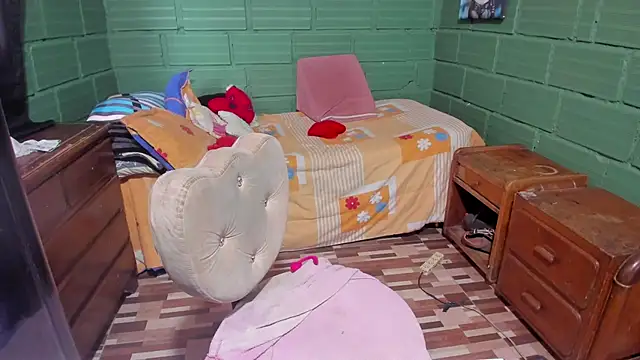 XXX chat uživo modela DanaaRey