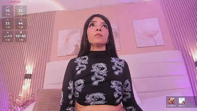 LisaLain 现场XXX聊天