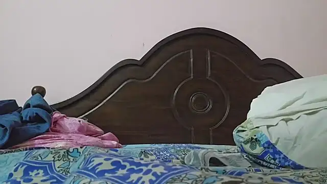 دردشة RikzAdam الجنسية المباشرة