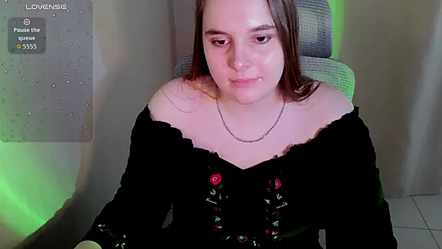 Noir_Ember_ Live XXX-chat