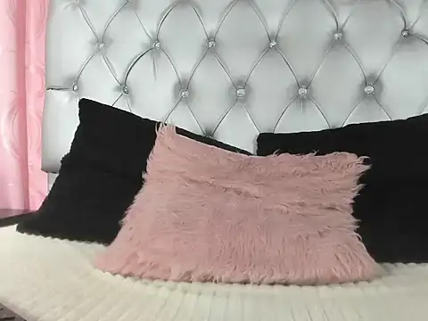 queen_charlote – Naživo XXX chat