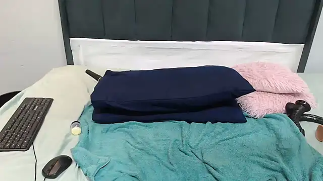 BlackDiamondX21X Adlı Modelin Canlı XXX Sohbeti