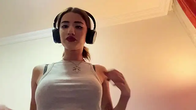 Chat XXX en directo de JuliaPierce