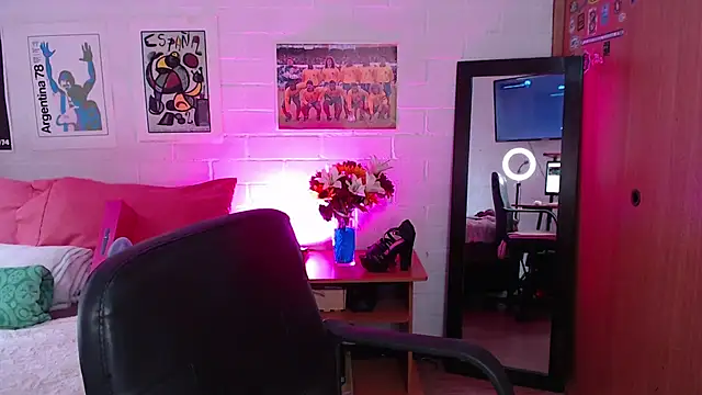 Amy66's Live XXX Chat