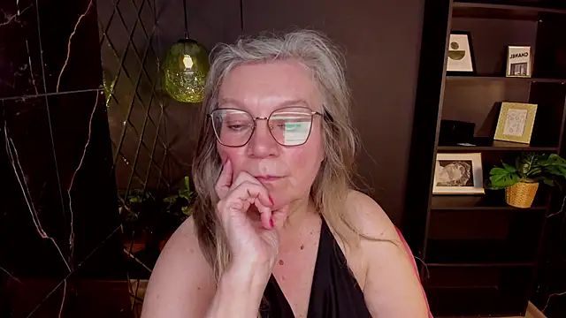 NataliMellow Chat XXX live