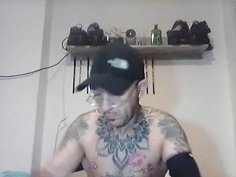 X_MagicMello_X Show Webcam