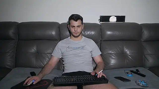 Chat +18 de CrazyDom1 ao vivo