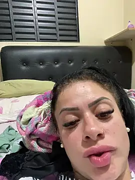 Show de belababyy na webcam