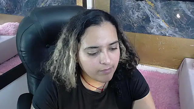 Chatroom XXX en direct de scarletstar616
