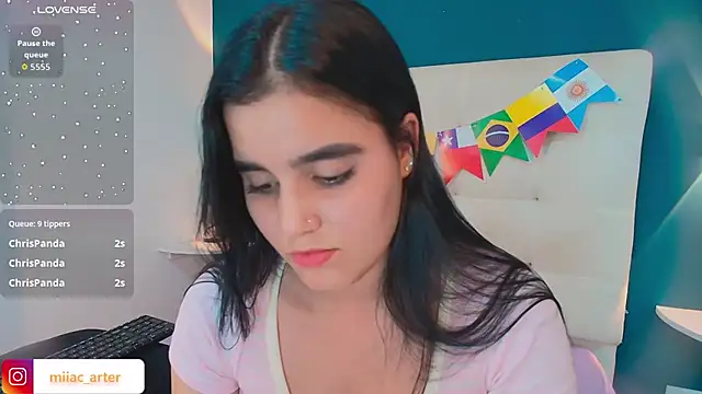 Chat XXX en directo de MiaaCarter_