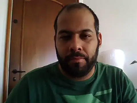 Chat +18 de Carlos02145 ao vivo