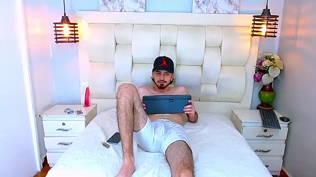 Chat XXX en directo de Lucas_Knight