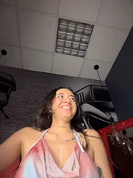 SinSirenXXX Chat XXX in diretta