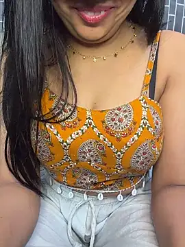 escape_with_me লাইভ XXX চ্যাট