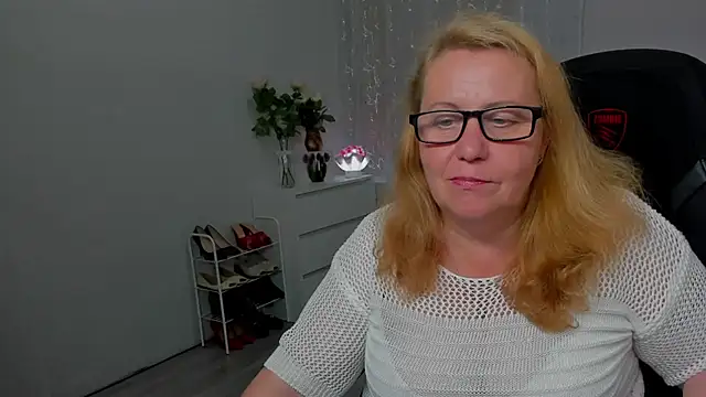 XXX chat uživo modela Frau_Marta